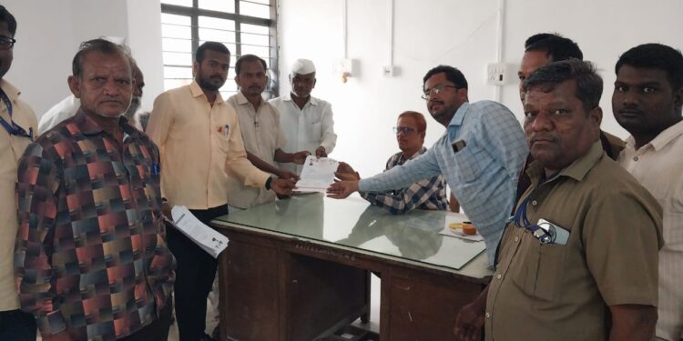 लोहारा तालुक्यात मराठा कुणबी नोंदी शोधण्यासाठी मोडी लिपी तज्ञाची नेमणूक करा