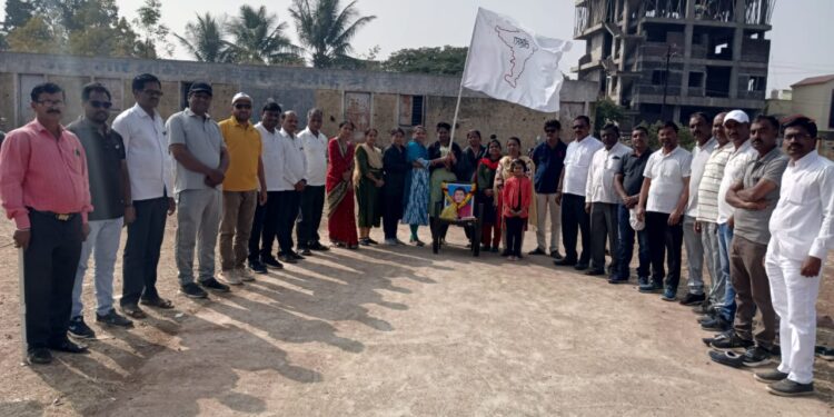 लोहारा तालुका क्रिडा कर्मचारी संघाच्या वतीने सावित्रीबाई फुले जयंती साजरी