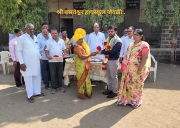 बालाजी भैरप्पा यांची अमेरिकन कंपनीच्या वरिष्ठ संशोधन शास्त्रज्ञपदी निवड झाल्याबद्दल सत्कार