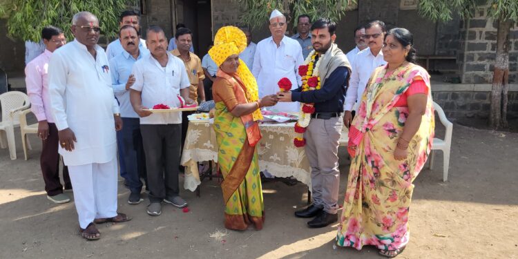 बालाजी भैरप्पा यांची अमेरिकन कंपनीच्या वरिष्ठ संशोधन शास्त्रज्ञपदी निवड झाल्याबद्दल सत्कार