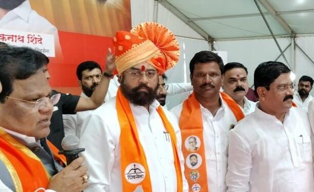 काँग्रेस (आय) चे लोहारा तालुकाध्यक्ष अमोल पाटील यांचा शिवसेनेत प्रवेश – मुख्यमंत्री एकनाथ शिंदे यांच्या उपस्थितीत झाला प्रवेश