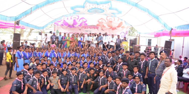 लोहारा शहरात आयोजित स्काऊट आणि गाईड्सच्या जिल्हा मेळाव्याचा समारोप ; भव्य शोभयात्रेने वेधले सर्वांचे लक्ष – हायस्कुल लोहारा शाळा चॅम्पियन