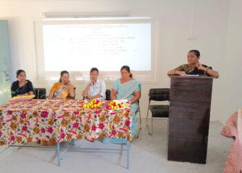 लोहारा येथील शंकरराव जावळे पाटील महाविद्यालयात व्याख्यान