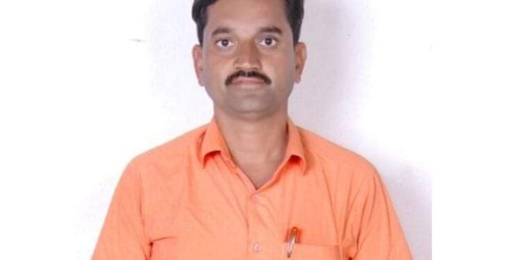 कानेगावचे सरपंच नामदेव लोभे अपात्र