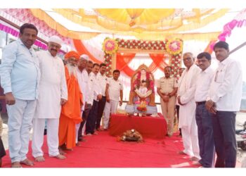 लोहारा येथे पुण्यश्लोक अहिल्यादेवी होळकर यांची जयंती साजरी