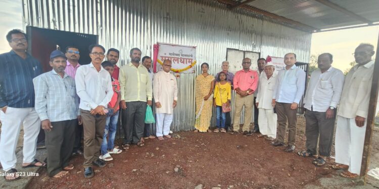 जेवळी येथे डॉ. सत्येश्वर पाटील मानव विकास केंद्र व मायेच्या माणसाचे मंगलधाम केंद्राचे उद्घाटन