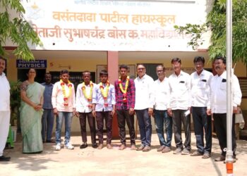 नेताजी सुभाषचंद्र बोस कॉलेजच्या विद्यार्थ्यांची जिल्हास्तरीय कुस्ती स्पर्धेसाठी निवड