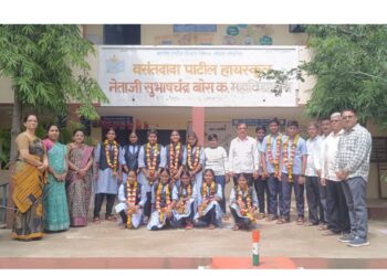 जिल्हास्तरीय वेटलिफ्टिंग स्पर्धेत वसंतदादा पाटील हायस्कूल लोहारा संलग्न नेताजी सुभाषचंद्र बोस कनिष्ठ महाविद्यालयाच्या विद्यार्थ्यांचे यश