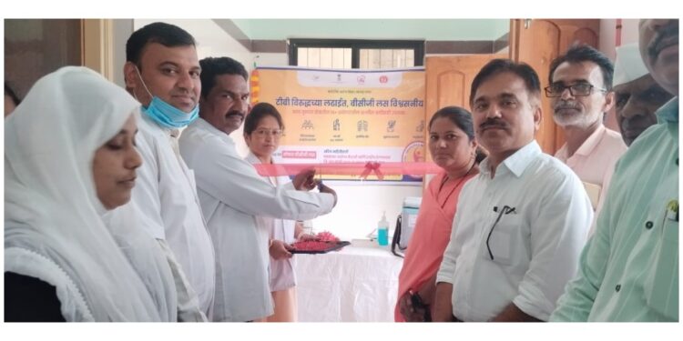 सास्तुर येथील स्पर्श ग्रामीण रुग्णालयात बीसीजी लसीकरणाचा शुभारंभ