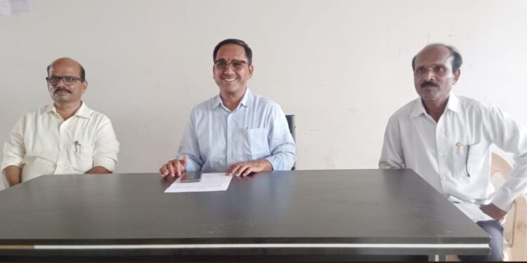 लोहारा खुर्द येथील लोकमंगल माऊली साखर कारखान्याने दिला एफ.आर.पी. पेक्षा अधिकचा भाव – कारखान्याने प्रसिद्धी पत्रकाद्वारे दिली माहिती