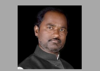 कॉंग्रेस सोशल मिडिया विधानसभा अध्यक्षपदी होळी येथील केशव सरवदे यांची निवड