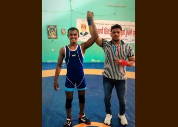 धम्मदिप कांबळे याचे कुस्ती स्पर्धेत यश