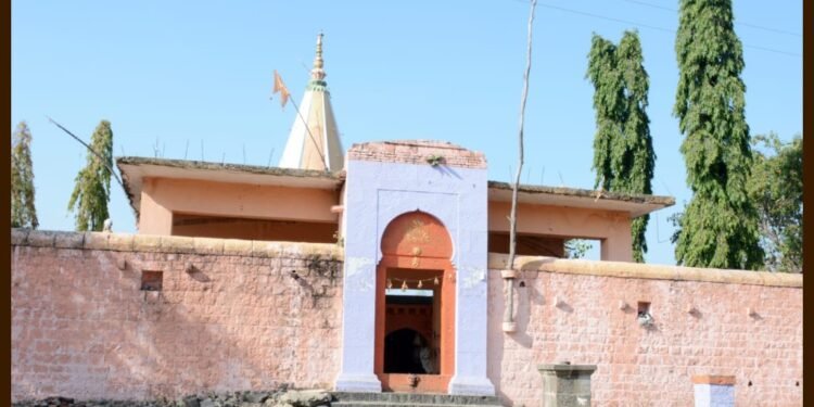 माकणी येथे ग्रंथराज ज्ञानेश्वरी पारायण व अखंड हरिनाम सप्ताहास सुरुवात