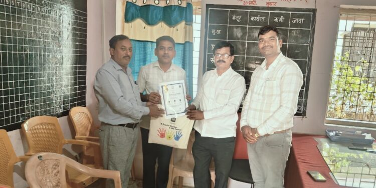 विनोबा ॲप मधील कामगिरीबद्दल मल्लिकार्जुन कलशेट्टी यांचा सन्मान