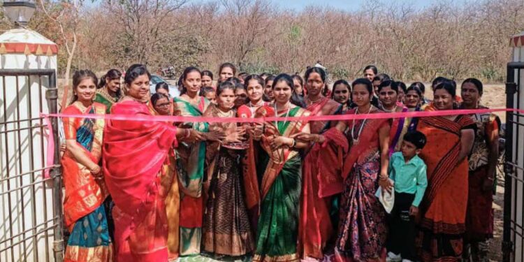 धानुरी येथील विद्यामाता इंग्लिश स्कूलमध्ये हळदीकुंकू कार्यक्रम