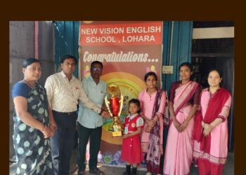 राष्ट्रीय स्तरावरील अबॅकस स्पर्धेत ५ मिनिट ५६ सेंकदात सर्व प्रश्न सोडवून १०० पैकी मिळवले ९८ गुण