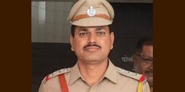 सहाय्यक पोलीस निरीक्षक ज्ञानेश्वर कुकलारे यांनी स्वीकारला लोहारा पोलीस ठाण्याचा पदभार
