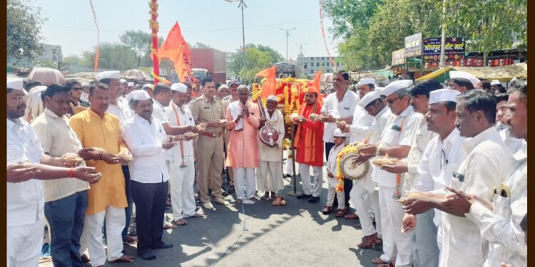 लोहारा येथे महाशिवरात्री यात्रा महोत्सवाला उत्साहात सुरुवात
