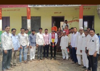 लोहारा (खुर्द) येथील हणमंत रसाळ यांचा निवडीबद्दल सत्कार