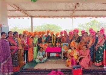 मुर्शदपुर येथील विविध क्षेत्रात काम करणाऱ्या महिलांनी स्वखर्चाने घेतला महिला मेळावा