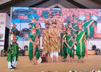 राष्ट्रपती भवनात सास्तूरच्या दिव्यांग विद्यार्थ्यांचा नृत्याविष्कार; पर्पल फेस्टमध्ये आदिवासी नृत्याने जिंकली मने