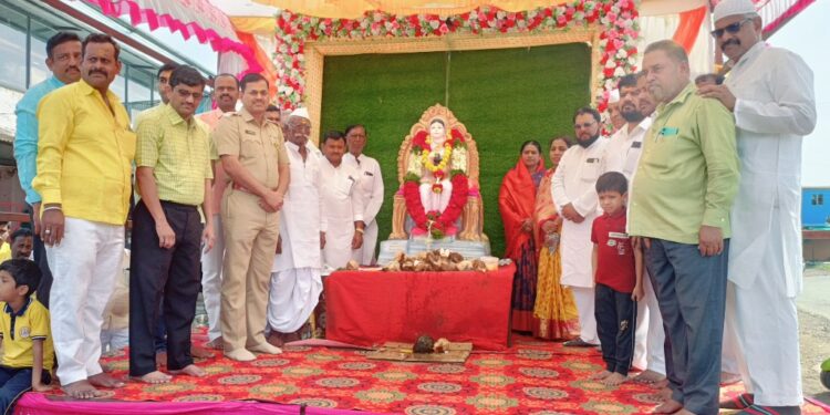 लोहारा शहरात पुण्यश्लोक अहिल्यादेवी होळकर जयंती साजरी; आज निघणार भव्य मिरवणूक
