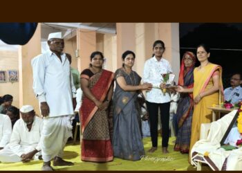 विलासपूर पांढरी येथे गुणवंत विद्यार्थ्यांचा सत्कार