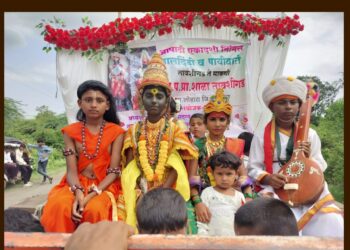 आषाढी एकादशीनिमित्त तावशीगड ते माकणी पर्यंत विद्यार्थ्यांची बाल दिंडी