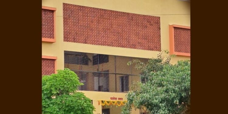 ज्ञान प्रबोधिनी हराळी येथे वसतीगृहाच्या नवीन इमारतीचे उद्घाटन