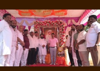 लोहारा शहरात संताजी जगनाडे महाराज जयंती साजरी