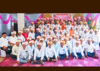 माकणी येथील भारत विद्यालयातील माजी विद्यार्थ्यांचा स्नेहमेळावा; तब्बल २५ वर्षांनी वर्गमित्र एकत्र