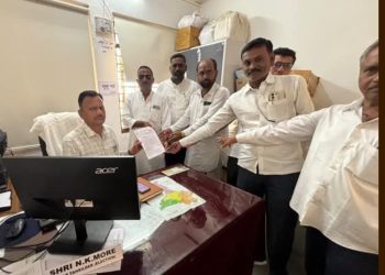 कर्जमाफी योजनेतील जाचक अटी रद्द करून सरसकट कर्जमाफी करण्यात यावी – राष्ट्रवादी काँग्रेस पक्ष (श. प.) यांच्या वतीने निवेदनाद्वारे मागणी