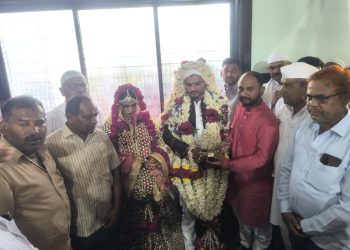 सर्वधर्म समभाव जपत बाळासाहेब ठाकरे कन्या सन्मान योजनेतून मुस्लिम समाजातील नववधूस ५ ग्रॅम सोन्याची अंगठी