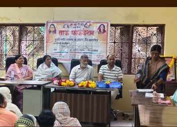 रूढी परंपरा मोडीत काढून एकल महिलांना सन्मान द्या – लोहारा येथे विजय जाधव यांचे आवाहन