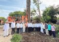 भातागळी गावात पाणीटंचाईची समस्या; युवक काँग्रेसचे राष्ट्रीय सचिव महेश देशमुख यांनी स्वखर्चाने दिले बोअरवेल