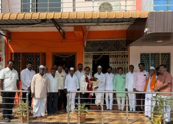 फणेपूर येथील जय भोलेनाथ विविध कार्यकारी सेवा सहकारी सोसायटीला मंजुरी – माजी आमदार ज्ञानराज चौगुले यांच्या पाठपुराव्याचे यश, ग्रामस्थांकडून सत्कार